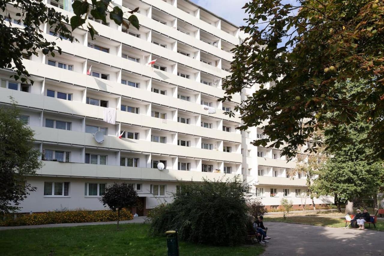 Piotrapartments - Bruna Green City Apartment Warsawa Bagian luar foto
